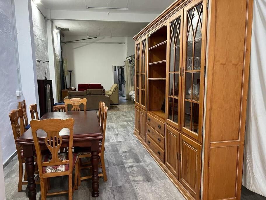 Appartement Bajo En Casa Unifamiliar Terraza *
